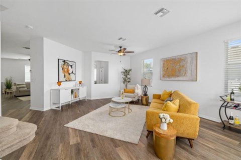 Casa en venta en Punta Gorda, Florida, 3 dormitorios, 302.95 m2 № 1717133 - foto 2