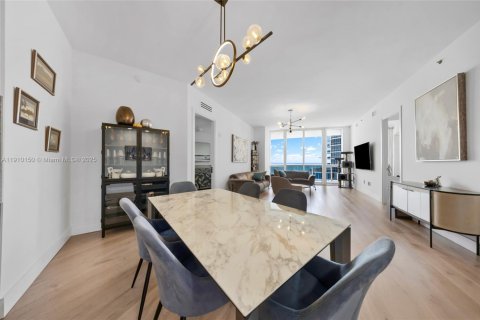 Copropriété à vendre à Sunny Isles Beach, Floride: 2 chambres, 195.65 m2 № 1966401 - photo 7