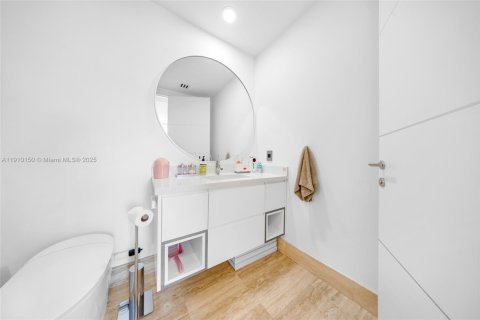 Copropriété à vendre à Sunny Isles Beach, Floride: 2 chambres, 195.65 m2 № 1966401 - photo 15