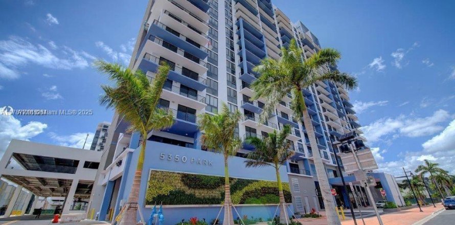 Appartement à Doral, Floride 2 chambres № 1867386