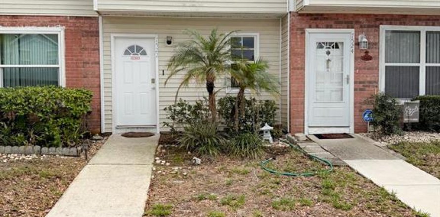 Townhouse in Tampa, Florida 2 bedrooms, 101.45 sq.m. № 2204582