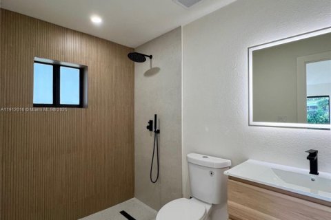 Casa en venta en Fort Lauderdale, Florida, 3 dormitorios № 1968369 - foto 20