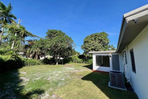 Casa en venta en Fort Lauderdale, Florida, 3 dormitorios № 1968369 - foto 21