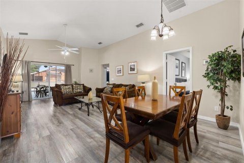 Casa en venta en Davenport, Florida, 5 dormitorios, 156.08 m2 № 2109947 - foto 12