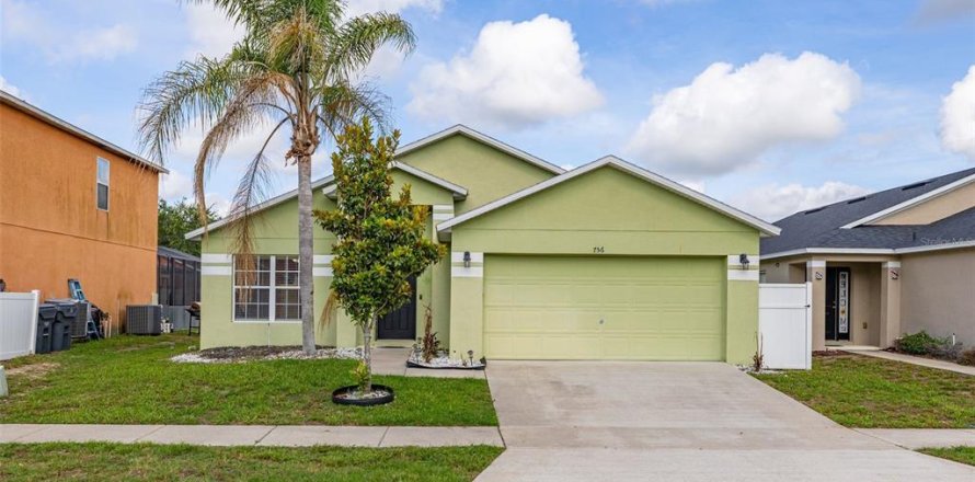 Casa en Davenport, Florida 5 dormitorios, 156.08 m2 № 2109947
