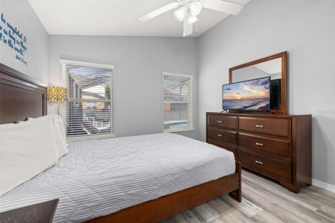 Casa en venta en Davenport, Florida, 5 dormitorios, 156.08 m2 № 2109947 - foto 30