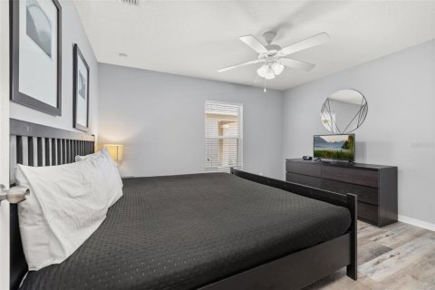 Casa en venta en Davenport, Florida, 5 dormitorios, 156.08 m2 № 2109947 - foto 18