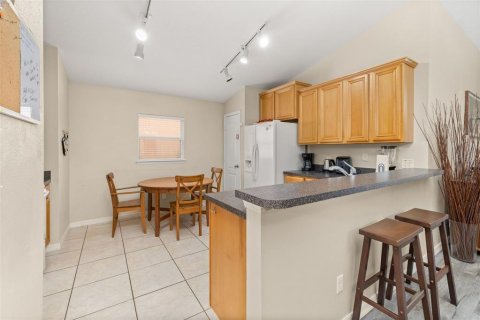 Casa en venta en Davenport, Florida, 5 dormitorios, 156.08 m2 № 2109947 - foto 8