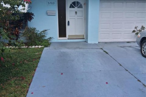 Villa ou maison à Tamarac, Floride 2 chambres, 120.03 m2 № 2179537