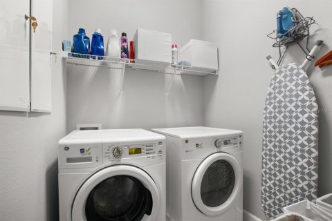 Adosado en alquiler en Orlando, Florida, 3 dormitorios, 165.37 m2 № 1882725 - foto 22