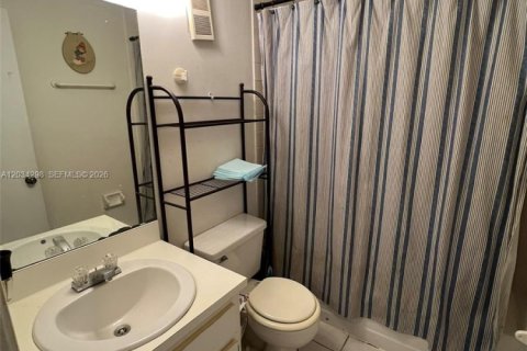 Condo in Miami, Florida, 3 bedrooms № 2184596 - photo 18