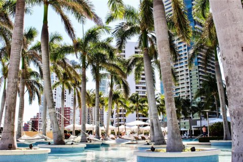 Condo in Miami, Florida, 1 bedroom  № 1859372 - photo 24