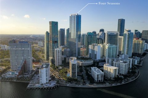 Condo in Miami, Florida, 1 bedroom  № 1859372 - photo 27