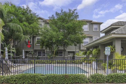 Townhouse in Seminole, Florida 3 bedrooms, 175.12 sq.m. № 1678179 - photo 1