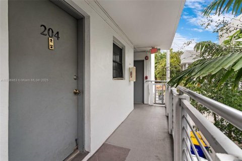 Copropriété à vendre à Miami Beach, Floride: 1 chambre, 69.68 m2 № 1712859 - photo 29