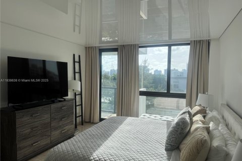 Copropriété à louer à Bay Harbor Islands, Floride: 1 chambre, 83.15 m2 № 1830877 - photo 12