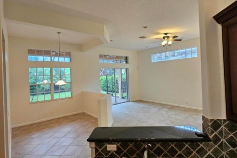 Villa ou maison à louer à Jupiter, Floride: 4 chambres, 202.99 m2 № 2350869 - photo 5