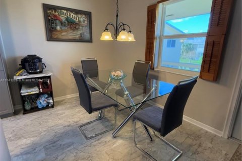 Condo in West Palm Beach, Florida, 2 bedrooms  № 1763031 - photo 14