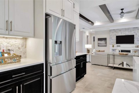 House in Parrish, Florida 3 bedrooms, 294.87 sq.m. № 2140713 - photo 8