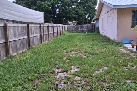 Casa en venta en St. Lucie, Florida, 3 dormitorios, 172.24 m2 № 2077945 - foto 4