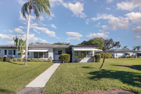 Condo in Delray Beach, Florida, 2 bedrooms  № 2184016 - photo 23