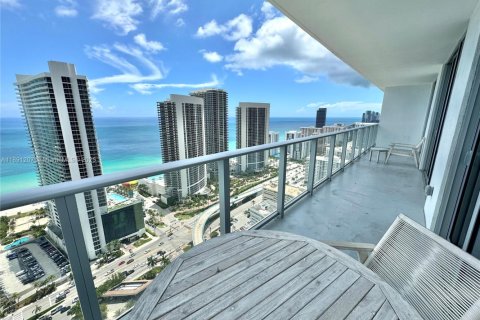 Condominio en venta en Hollywood, Florida, 2 dormitorios, 97.92 m2 № 1944549 - foto 3