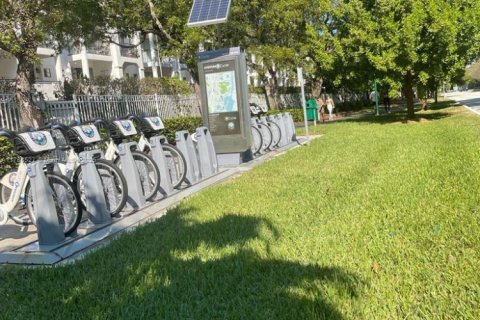Снять в аренду кондоминиум в Авентура, Флорида 2 спальни, 115.66м2, № 1705315 - фото 25