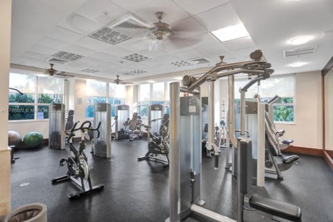 Снять в аренду кондоминиум в Авентура, Флорида 2 спальни, 115.66м2, № 1705315 - фото 17
