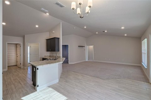 House in Ocala, Florida 4 bedrooms, 163.51 sq.m. № 1894147 - photo 16