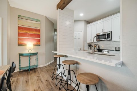 Condo in Kissimmee, Florida, 2 bedrooms  № 2310912 - photo 22