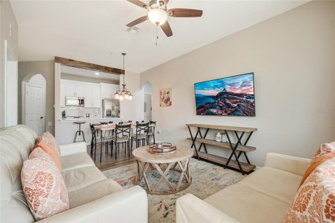 Condo in Kissimmee, Florida, 2 bedrooms  № 2310912 - photo 27
