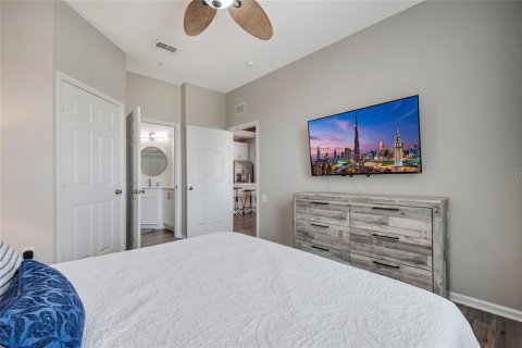 Condo in Kissimmee, Florida, 2 bedrooms  № 2310912 - photo 30