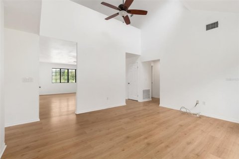 Casa en venta en Archer, Florida, 3 dormitorios, 195.56 m2 № 1903448 - foto 16