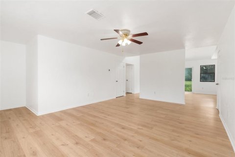 Casa en venta en Archer, Florida, 3 dormitorios, 195.56 m2 № 1903448 - foto 11