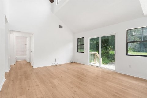Casa en venta en Archer, Florida, 3 dormitorios, 195.56 m2 № 1903448 - foto 13