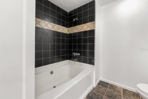 Casa en venta en Archer, Florida, 3 dormitorios, 195.56 m2 № 1903448 - foto 26