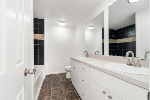 Casa en venta en Archer, Florida, 3 dormitorios, 195.56 m2 № 1903448 - foto 25