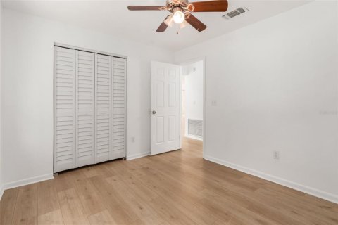 Casa en venta en Archer, Florida, 3 dormitorios, 195.56 m2 № 1903448 - foto 18