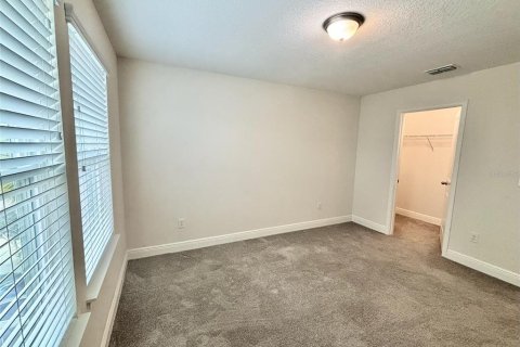 Townhouse in Tampa, Florida 4 bedrooms, 243.22 sq.m. № 1821102 - photo 14