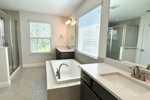 Townhouse in Tampa, Florida 4 bedrooms, 243.22 sq.m. № 1821102 - photo 24