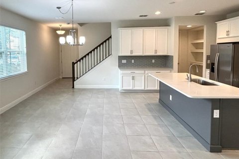 Townhouse in Tampa, Florida 4 bedrooms, 243.22 sq.m. № 1821102 - photo 7