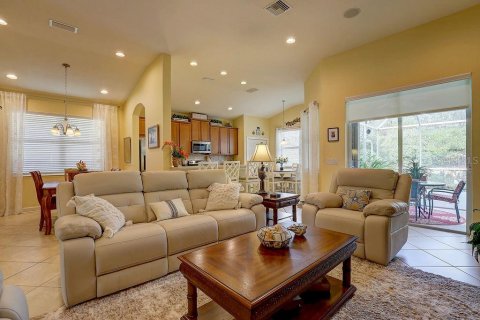House in Venice, Florida 3 bedrooms, 163.79 sq.m. № 1630803 - photo 10
