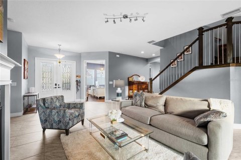 House in Wesley Chapel, Florida 6 bedrooms, 452.81 sq.m. № 2143969 - photo 8