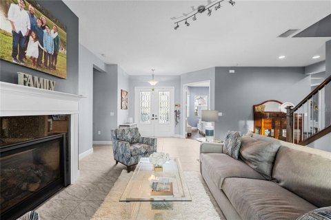 House in Wesley Chapel, Florida 6 bedrooms, 452.81 sq.m. № 2143969 - photo 7