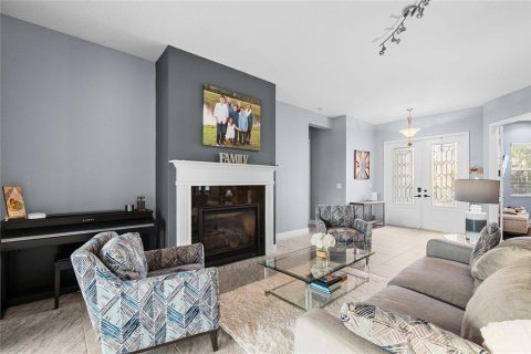 House in Wesley Chapel, Florida 6 bedrooms, 452.81 sq.m. № 2143969 - photo 6