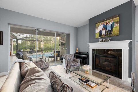 House in Wesley Chapel, Florida 6 bedrooms, 452.81 sq.m. № 2143969 - photo 10