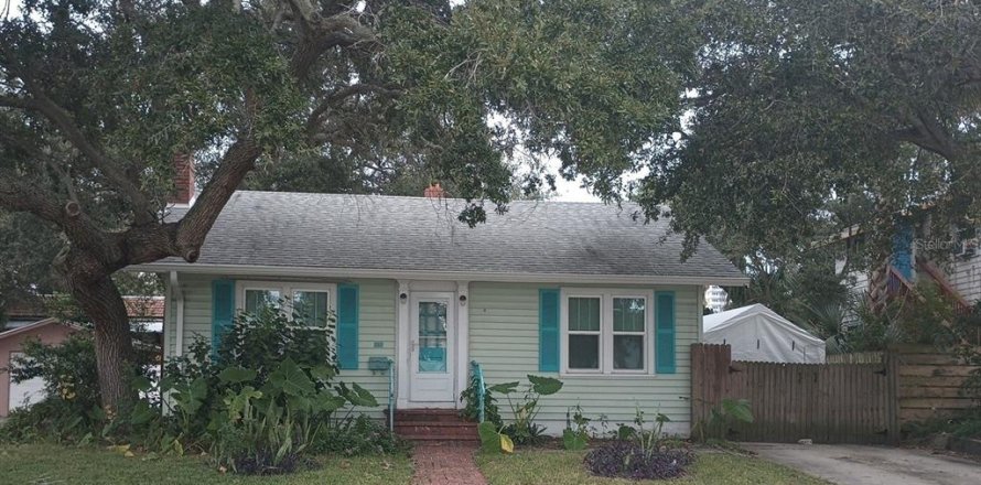 Villa ou maison à Daytona Beach, Floride 2 chambres, 9.29 m2 № 1783100