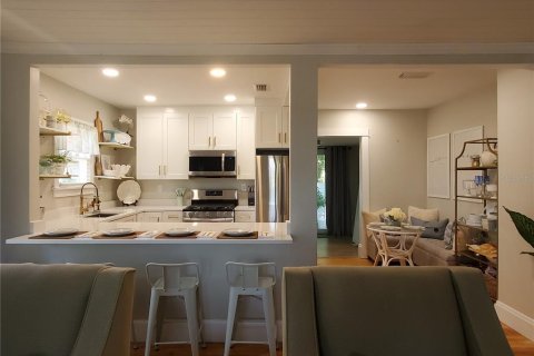 Villa ou maison à louer à Daytona Beach, Floride: 2 chambres, 9.29 m2 № 1783100 - photo 3