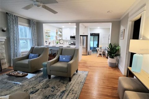 Villa ou maison à louer à Daytona Beach, Floride: 2 chambres, 9.29 m2 № 1783100 - photo 5