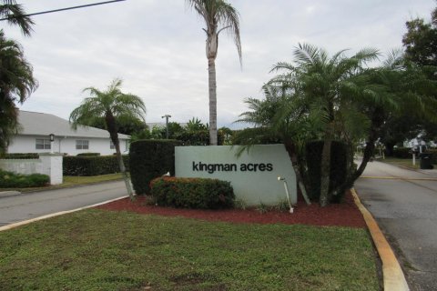 Condo in Stuart, Florida, 3 bedrooms  № 2082960